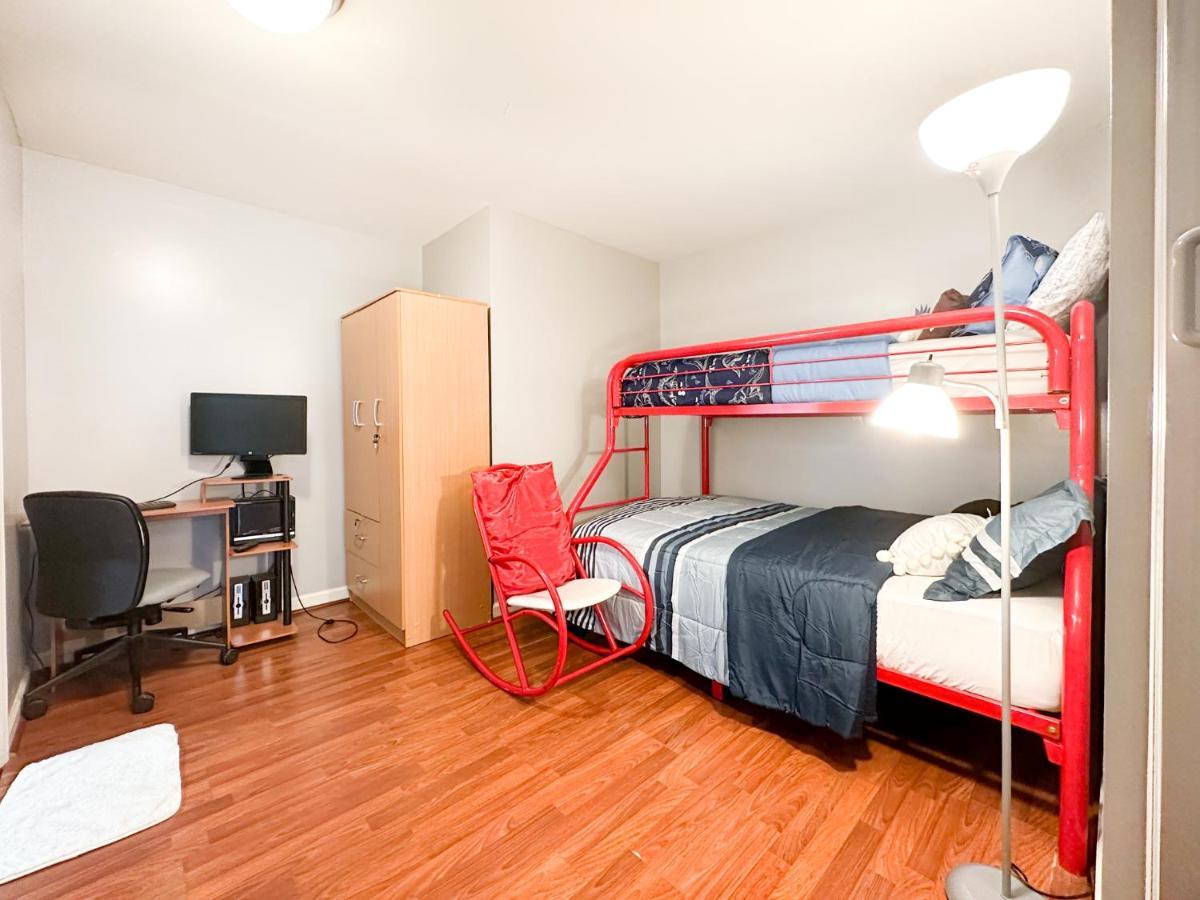 Apartmán Cute 2-Brm Walkout Apt With Pool Table And Theater Lexington Exteriér fotografie